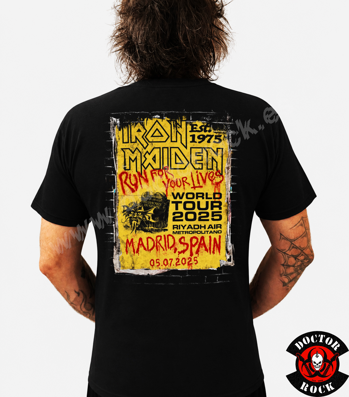 Camiseta negra Iron Maiden Madrid 2025 con Eddie delante y cartel Run For Your Lives World Tour en la espalda