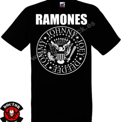 Camiseta negra Ramones con escudo presidencial blanco y nombres de Johnny, Joey, Dee Dee y Tommy