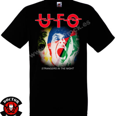Camiseta negra UFO Strangers in the Night con diseño pop art multicolor y logotipo rojo
