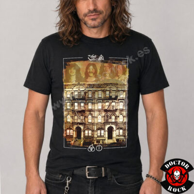 Modelo con camiseta Led Zeppelin Physical Graffiti negra y estampación frontal vintage