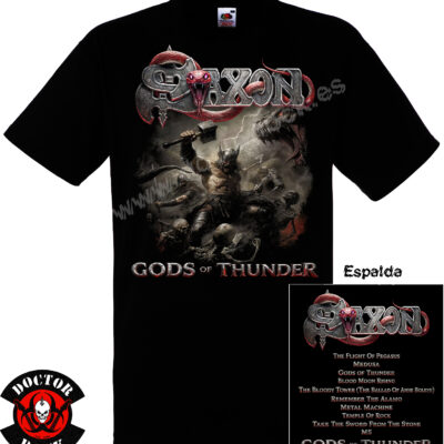 Camiseta negra Saxon Gods of Thunder con diseño épico delantero y tracklist completo en la espalda